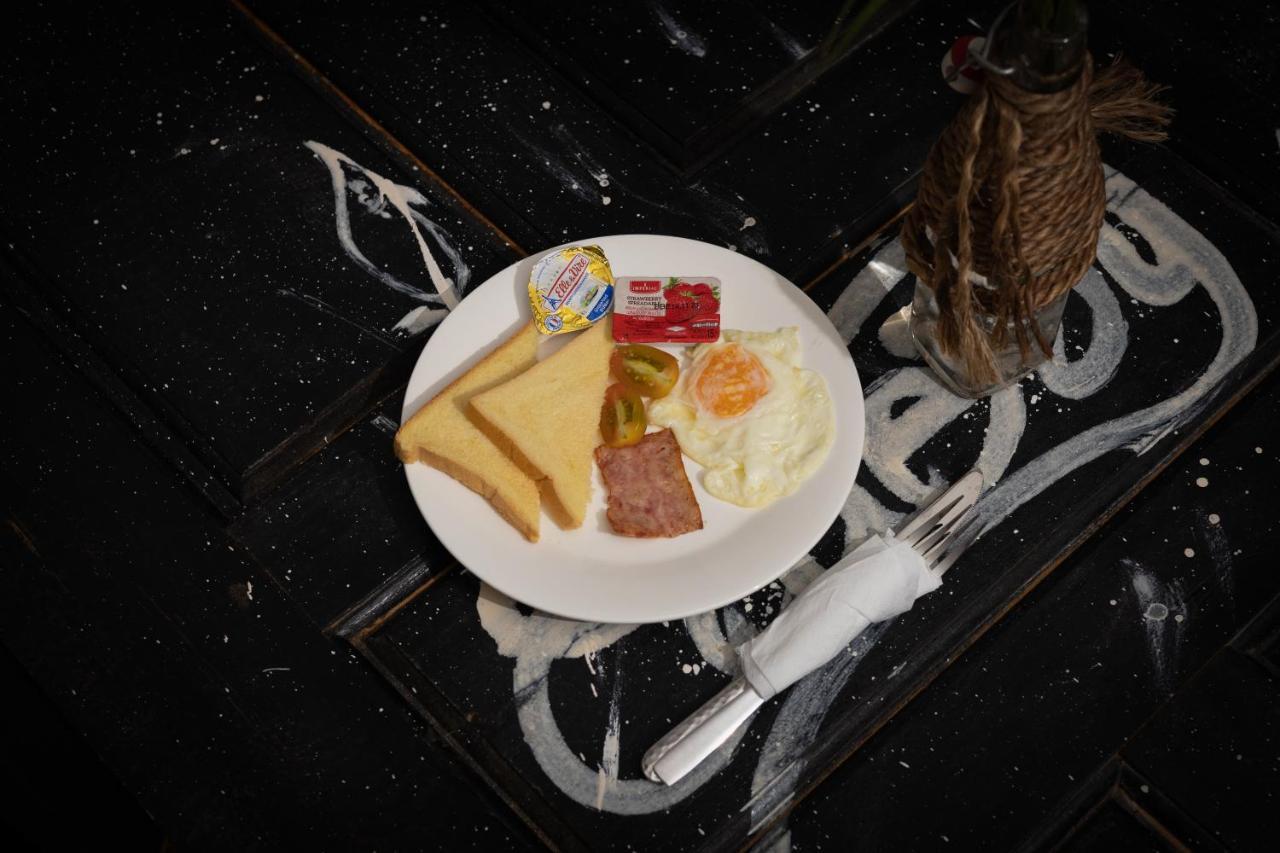 シェムリアップワールド ウォーカー ホスタルアパートメント エクステリア 写真